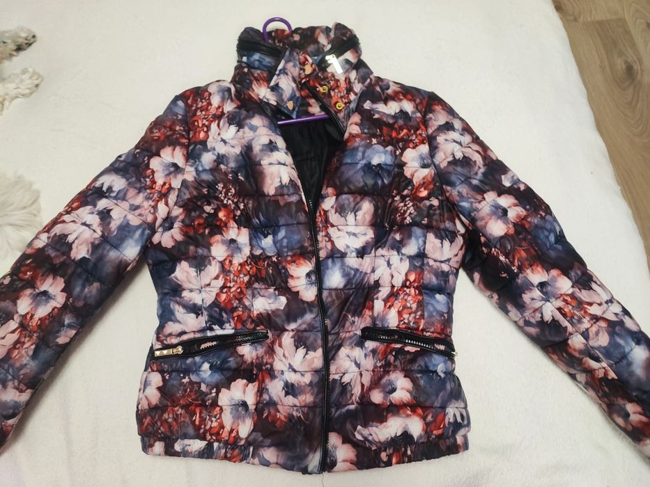 Зимно яке на цветя