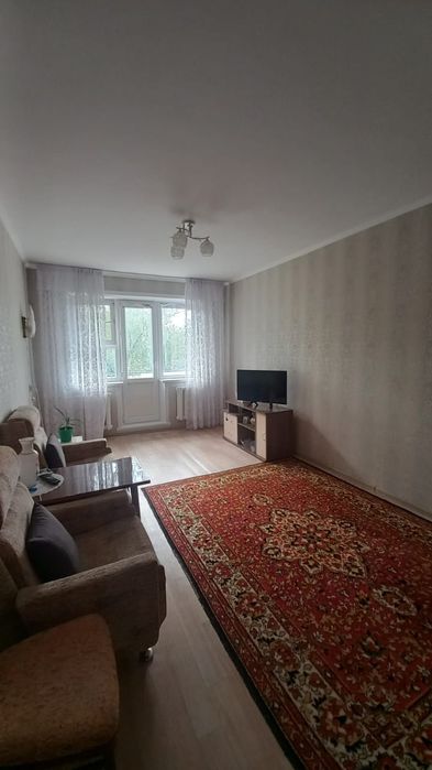 Продам 2 комнату