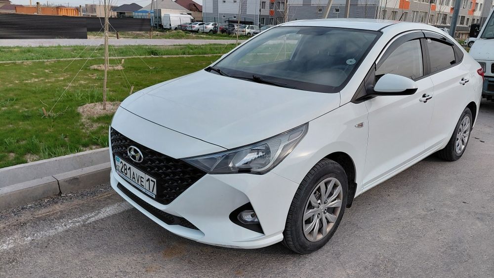 Хундай аксент 2021 1.4