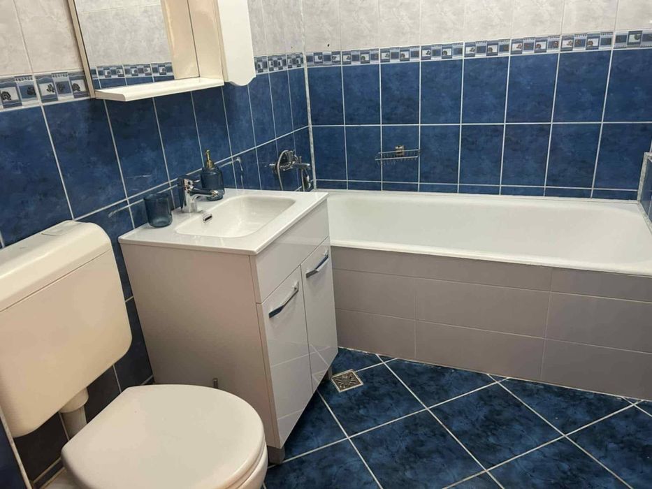 Închiriez apartament 2 camere