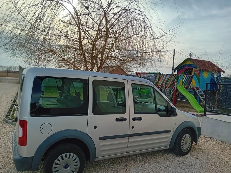 FORD Tourneo Connect 2013 — imagine 4
