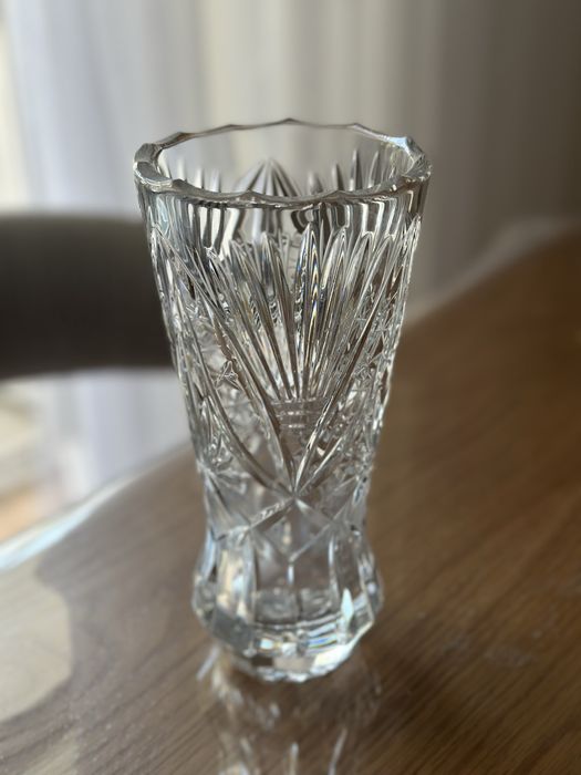Хрустальная ваза