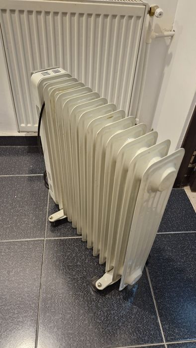 Calorifer electric cu ulei