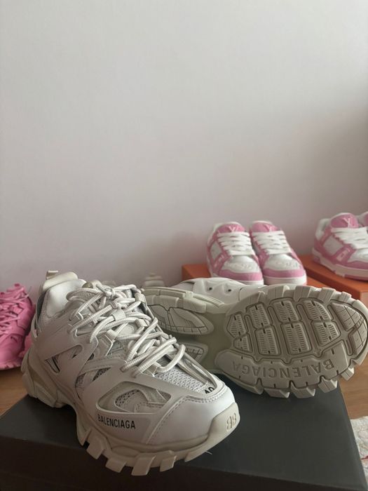 Balenciaga tracks grey