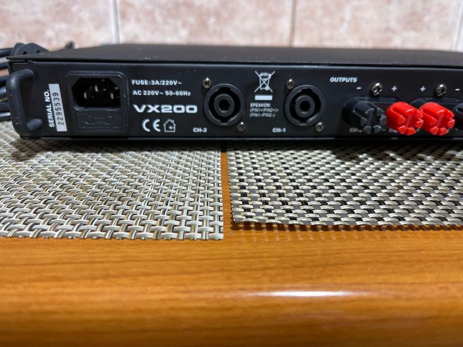 PUTERE/Statie /amplificator audiofrecvență de 2X110W RMS