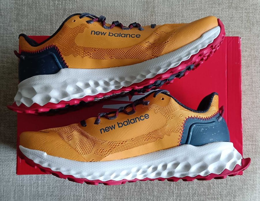 Маратонки NEW BALANCE Garoe и ELLESSE Noah. Размери 43 и 44. Нови.