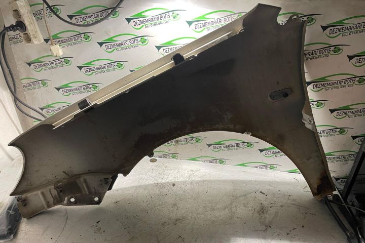 Aripa fata dreapta Volkswagen VW Golf a 4-a generatie