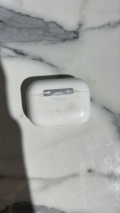 Кейс оригинальный от Airpods Pro 2