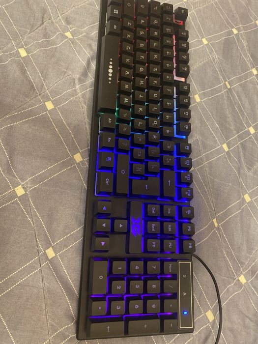 Клавиатура с подсветкой