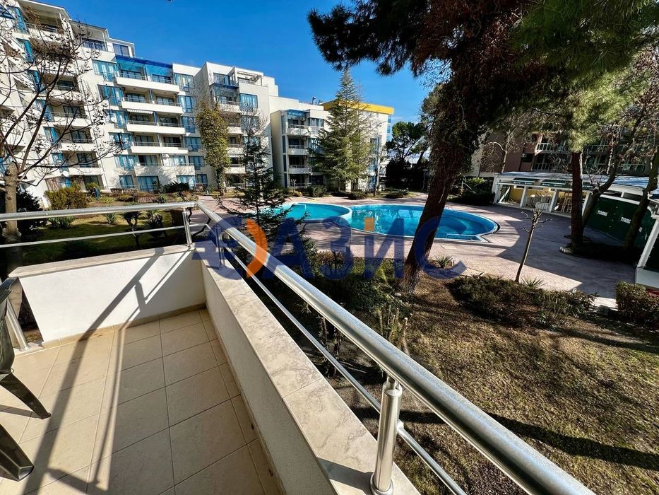 Продава се Двустаен апартамент в к.к. Слънчев бряг - 72 кв.м за 1181 €/кв.м - Снимка #6