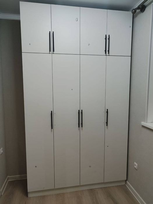 Shkaf sotiladi dastafka ustanovka bepul