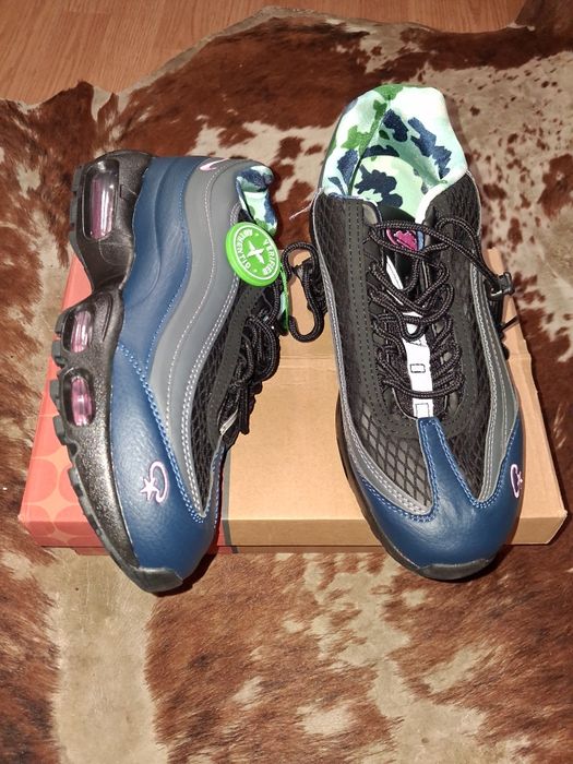 Nike x Corteiz Pink Beam – model hype premium