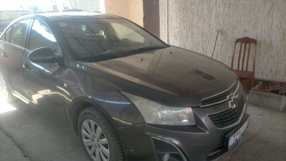 Chevrolet Cruse в отличном состояний
