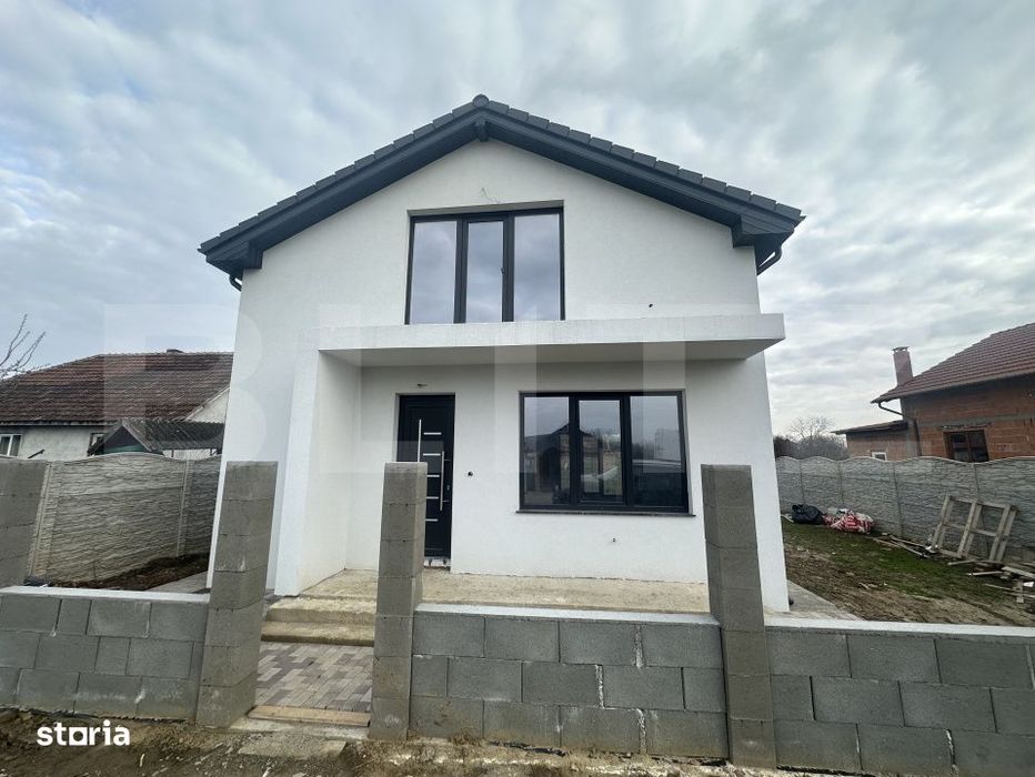 Casa moderna de vanzare in zona Lazuri