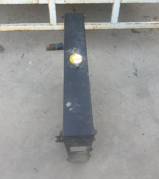 Radiator generatordan yechilgan
