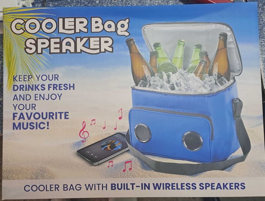 Хладилна чанта с вгладенаи безжични високоговорители