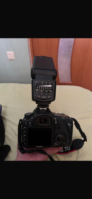 Фотоаппарат Canon 7D