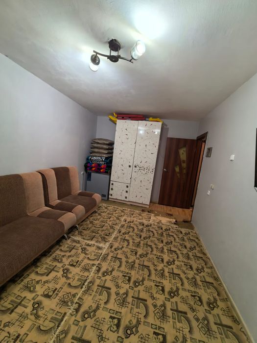 Продаю 1 ком квартиру.