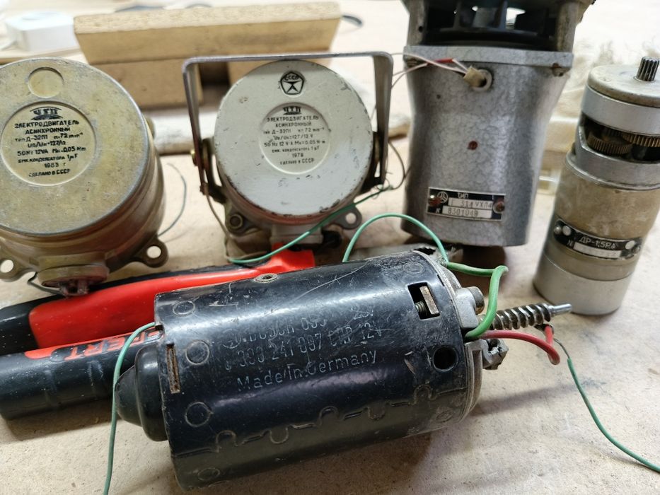 Продам элдвигатели б/у