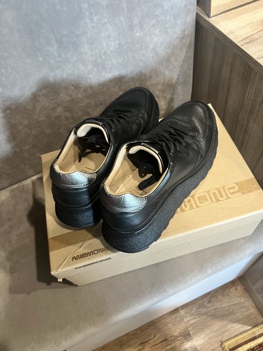 Кроссовки Anemone 35 р