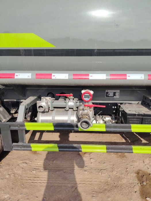 HOWO 4x2   6 куба Водовоз. Новый.