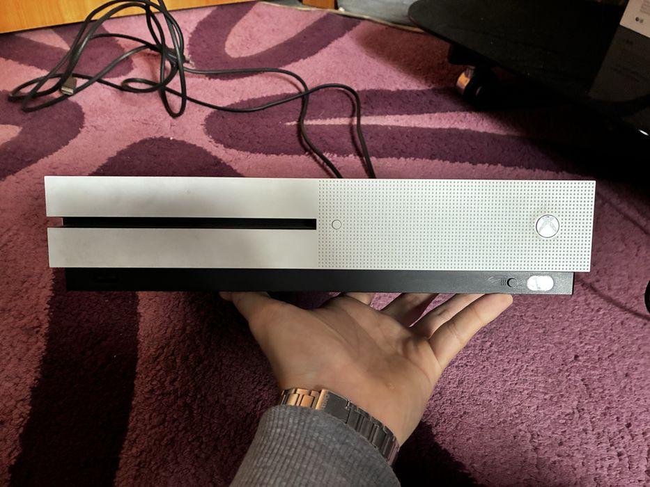 Xbox one s с двумя джойстиками