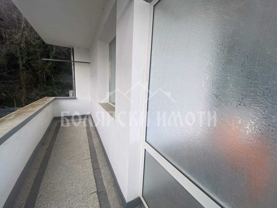 Продава се Тристаен апартамент в Велико Търново, Акация - 130 кв.м за 687 €/кв.м - Снимка #12