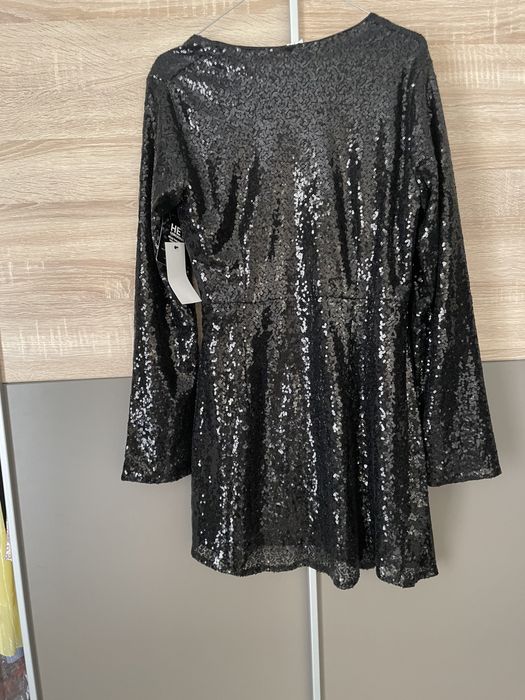 Vand rochie neagra scurta