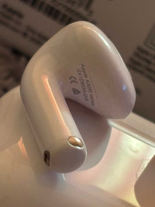 AirPods 4 ANC - Noi,sigilate