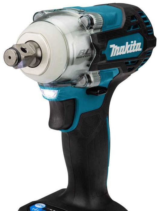 Акумулаторен ударен гайковерт Makita безчетков DTW300Z 18V , 330 Nm , 1/2`` , без батерии и зарядно