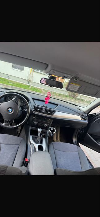 BMW X1 2012 — imagine 3