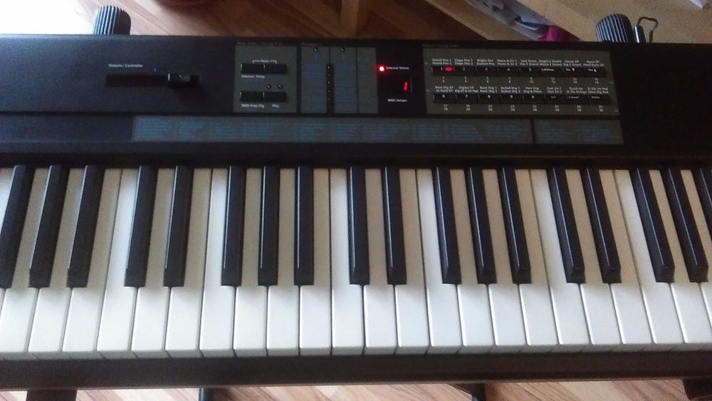 Kurzweil stage piano