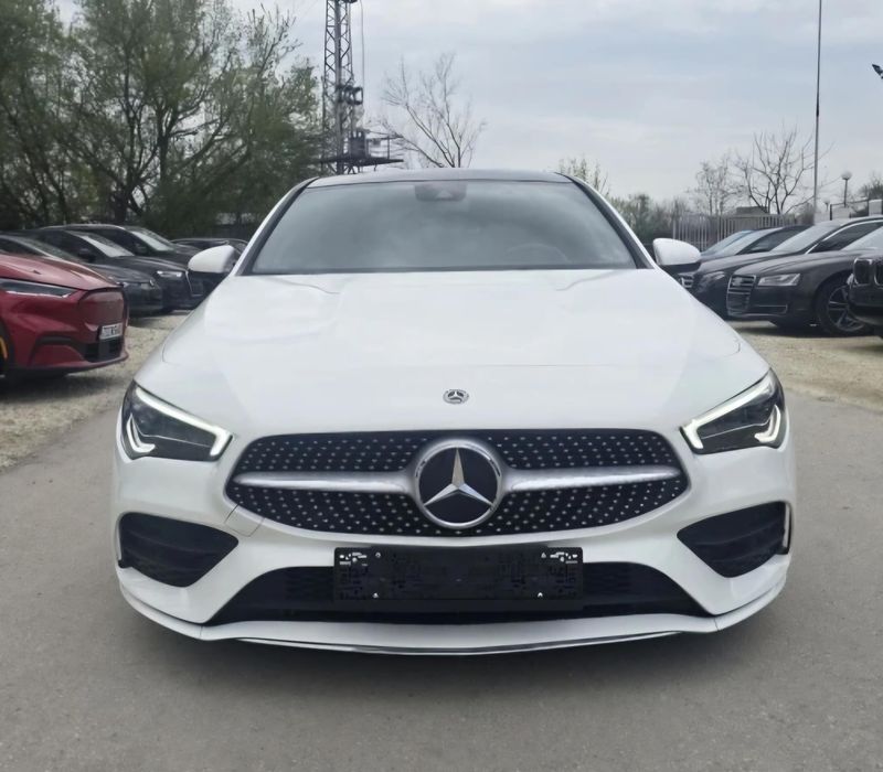 C118 CLA AMG Line предна броня решетка