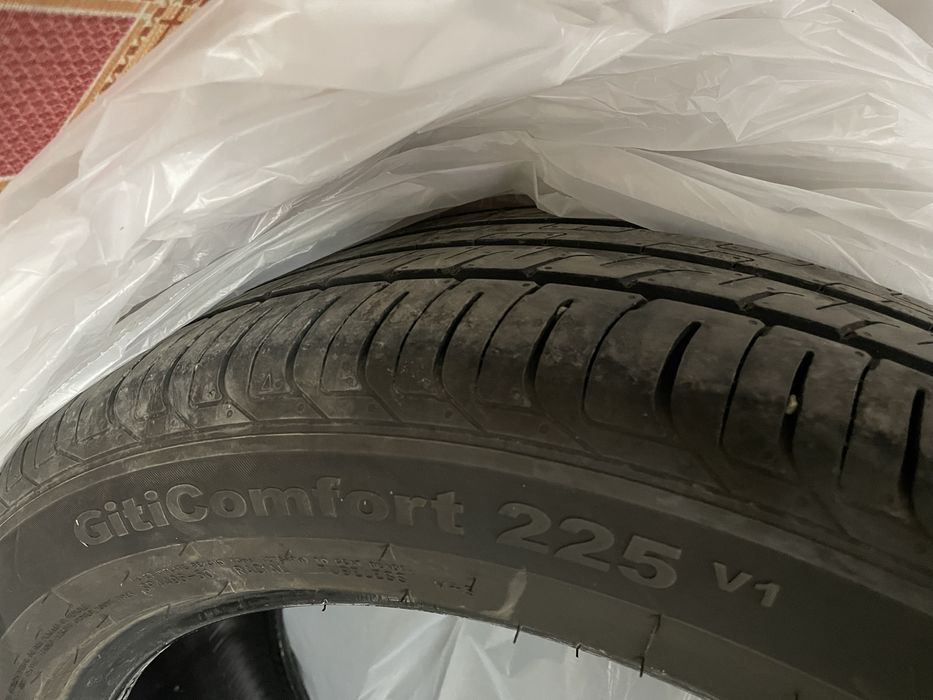 Продам летние шины 235х50х19