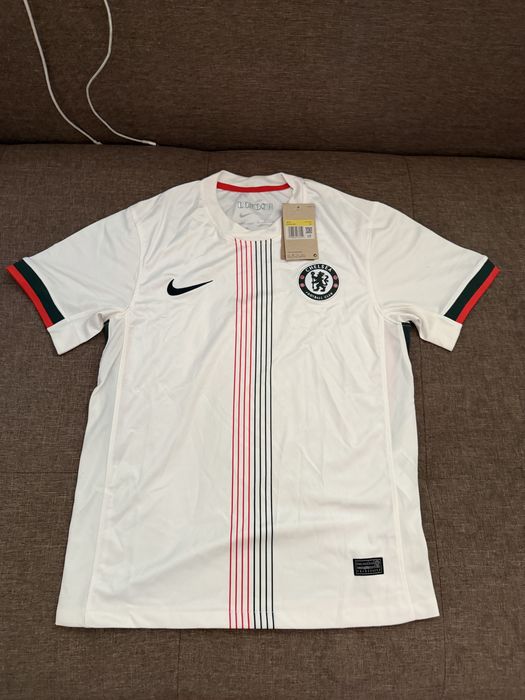 Tricou chelsea.