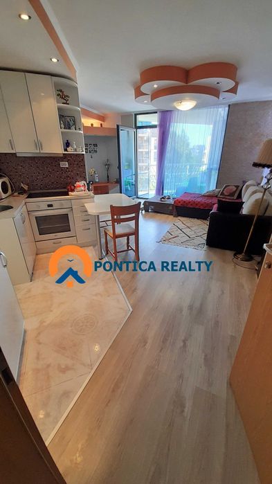 Продава се Двустаен апартамент в к.к. Слънчев бряг - 70 кв.м за 1115 €/кв.м - Снимка #1