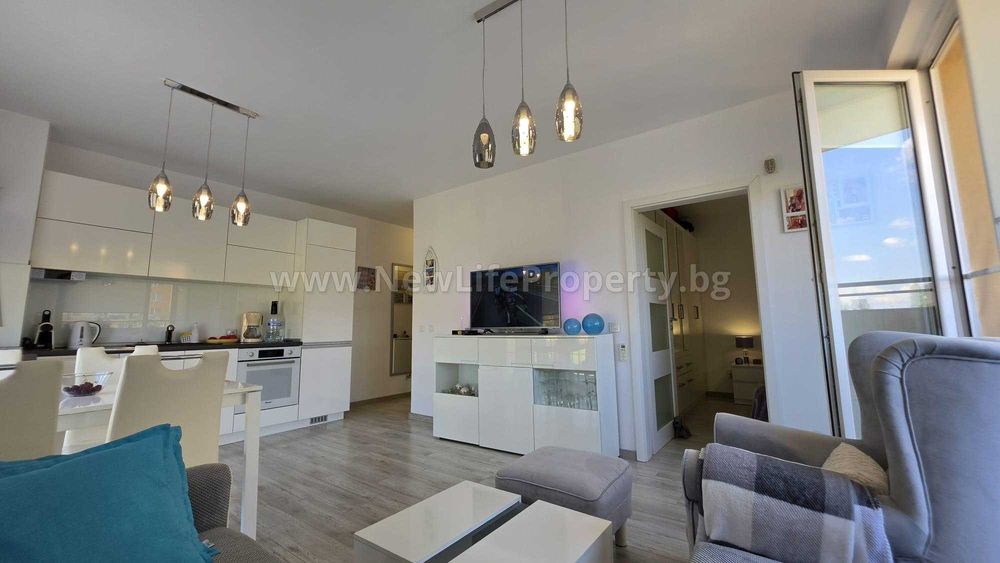 Продава се Двустаен апартамент в к.к. Слънчев бряг - 61 кв.м за 1443 €/кв.м - Снимка #5