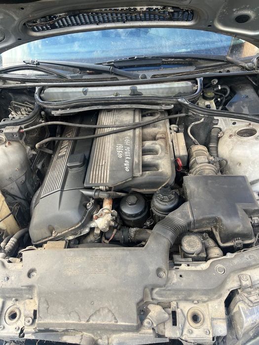 BMW 320i cupe/ pentru piese