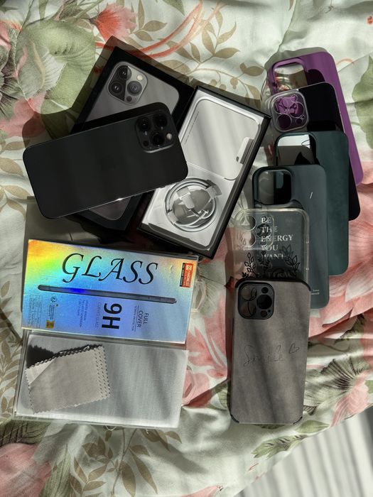 Iphone 13 ProMax + accesorii