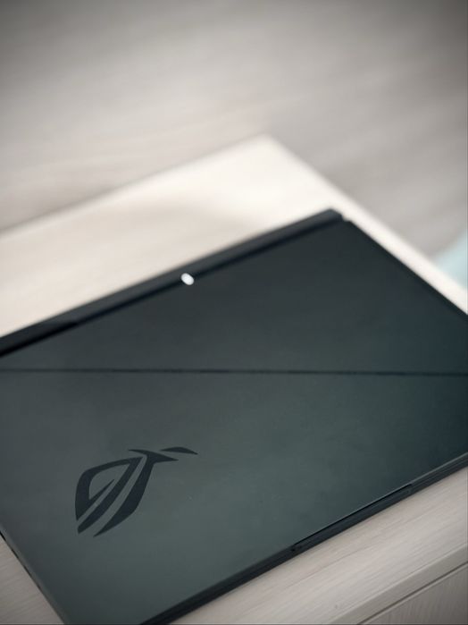 Продам Ноутбук Asus Rog strix