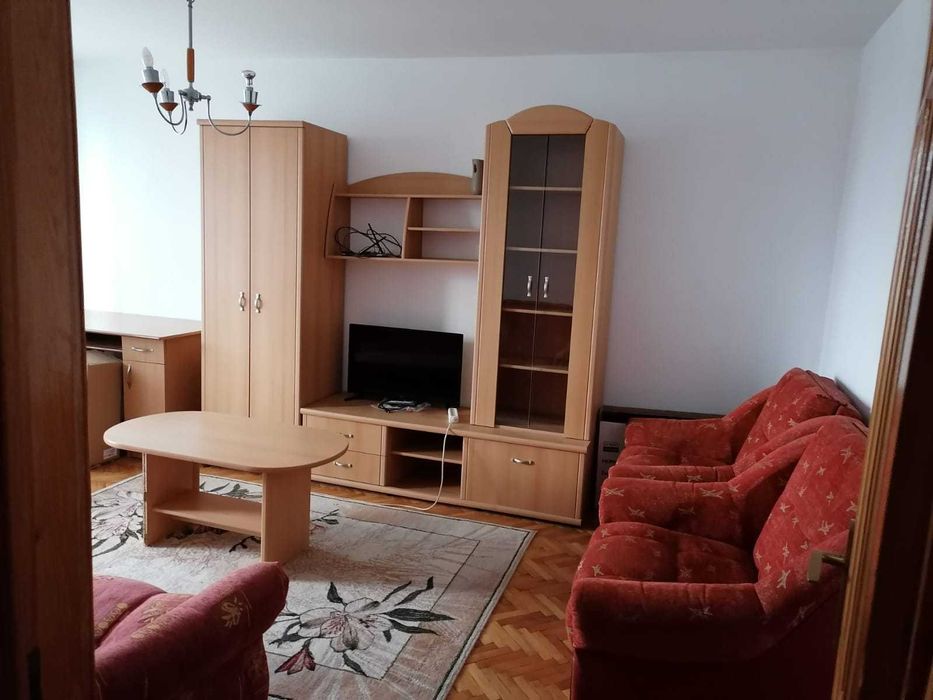 Inchiriez apartament 2 camere