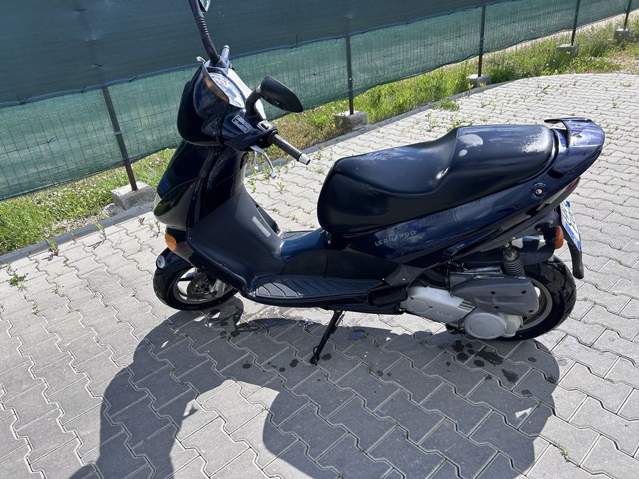 Scuter 125 Aprilia Leonardo
