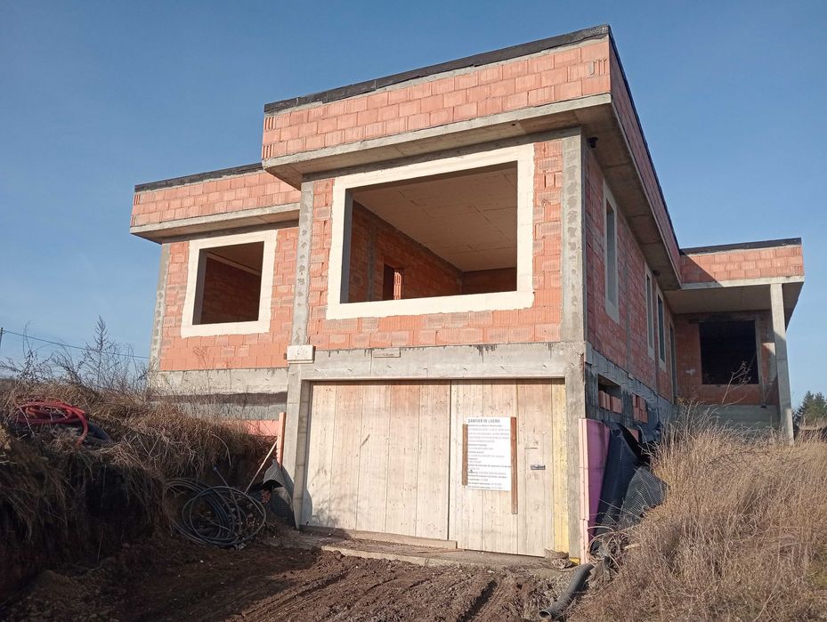 Casa de vanzare