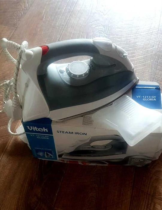 Продам Новый Утюг Vitek