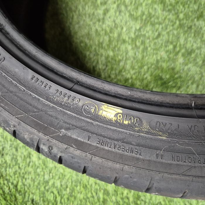 245 40 20 Continental