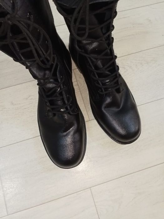 Продам Берцы новый