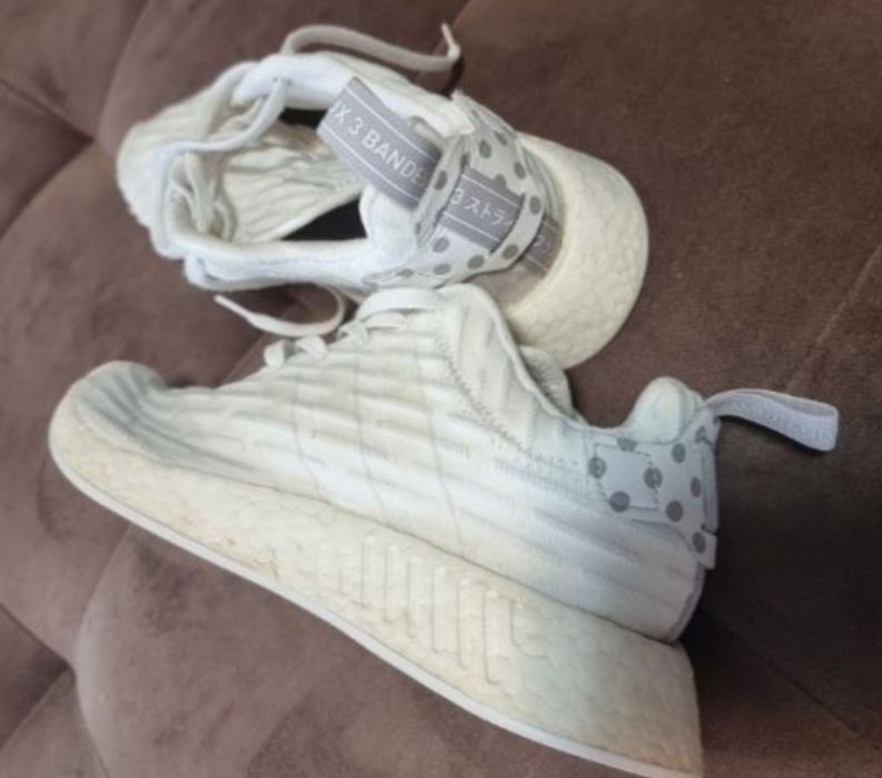 Adidas NMD R2 Primeknit triple дамски маратонки номер 41 1/3