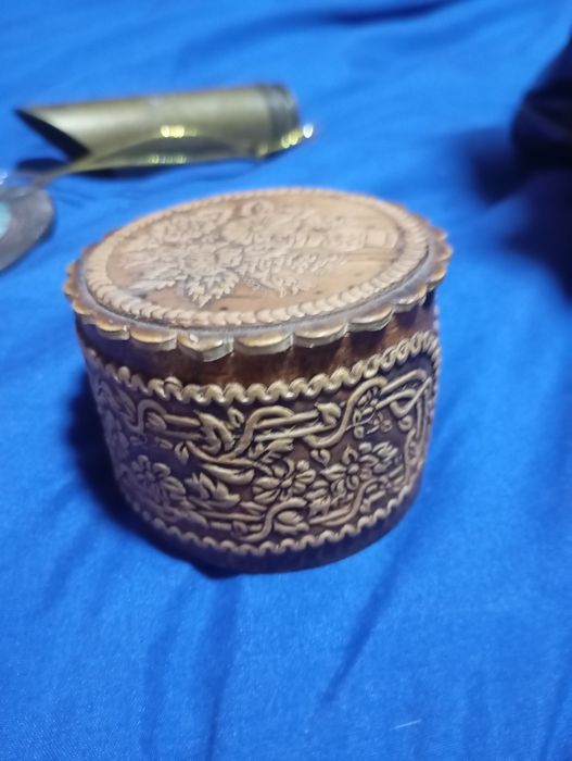 Шкатулки для украшений