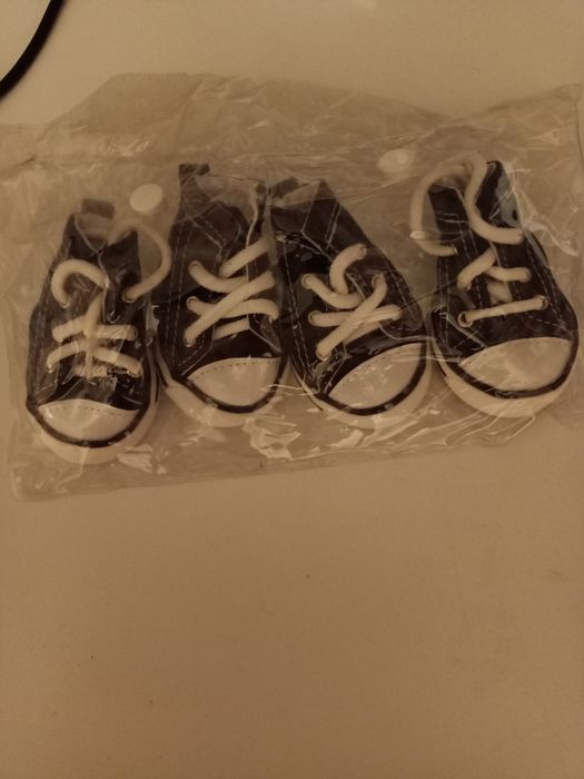 Кеды для маленькой собаки