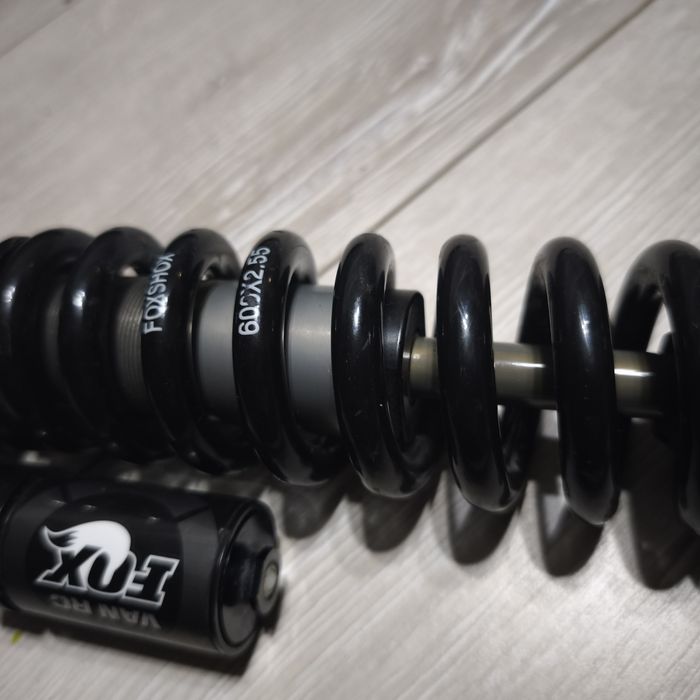 Шок  downhill/ endruo Fox Van rc  222 mm